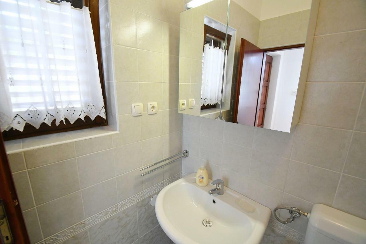 Studio Apartman Kris Marinici  Экстерьер фото