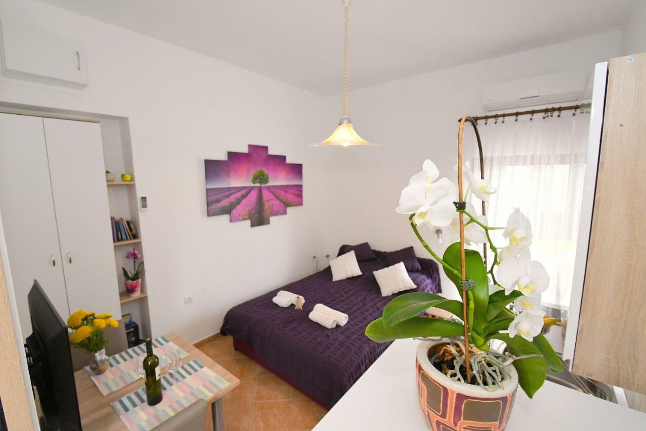 Studio Apartman Kris Marinici  Экстерьер фото
